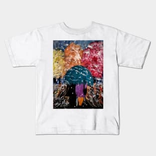 Couple walking through a snow Strom. Kids T-Shirt